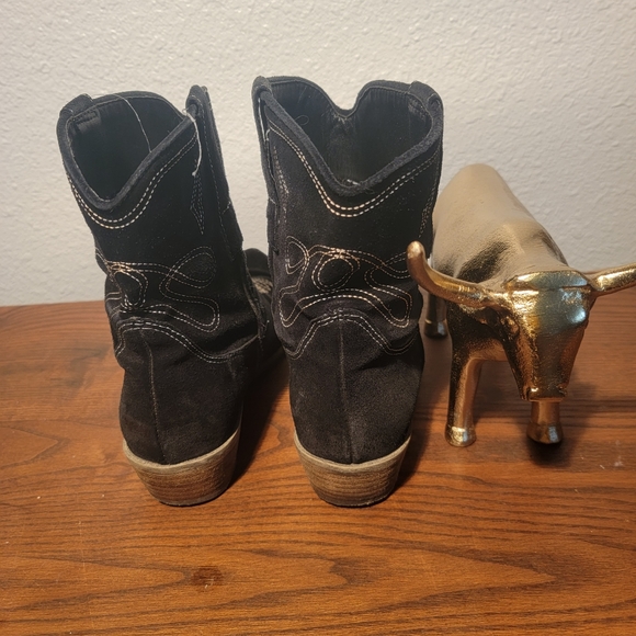 Jannr Suede Western Cowboy Ankle Boot size 7m - Picture 2 of 7